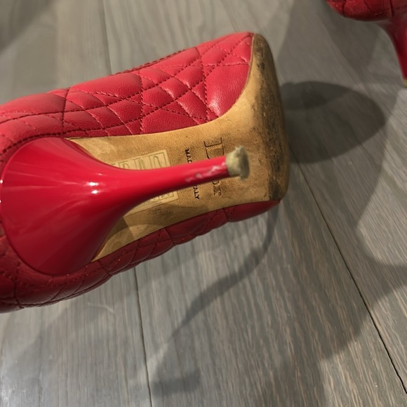 Dior Red Quilted leather kitten heels - Picture 5 of 11